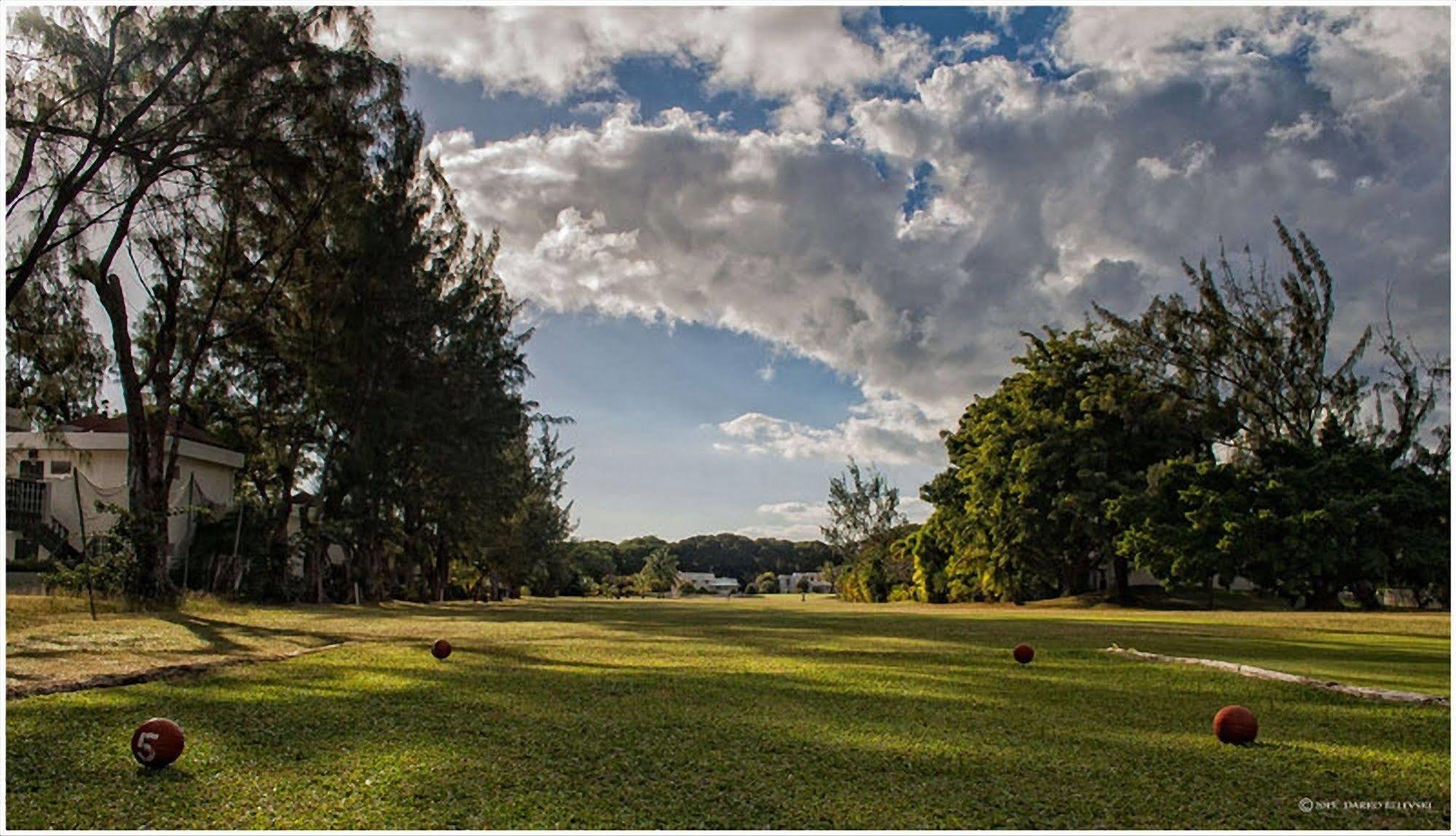 Plum Tree Club Διαμέρισμα Κράιστ Τσερτς Εξωτερικό φωτογραφία
