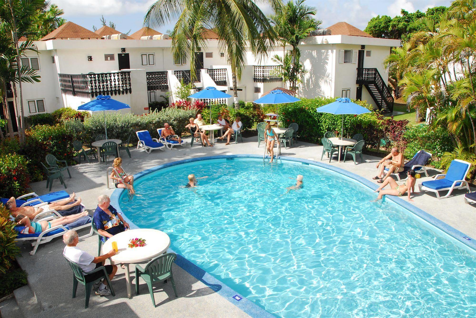 Plum Tree Club Διαμέρισμα Κράιστ Τσερτς Εξωτερικό φωτογραφία